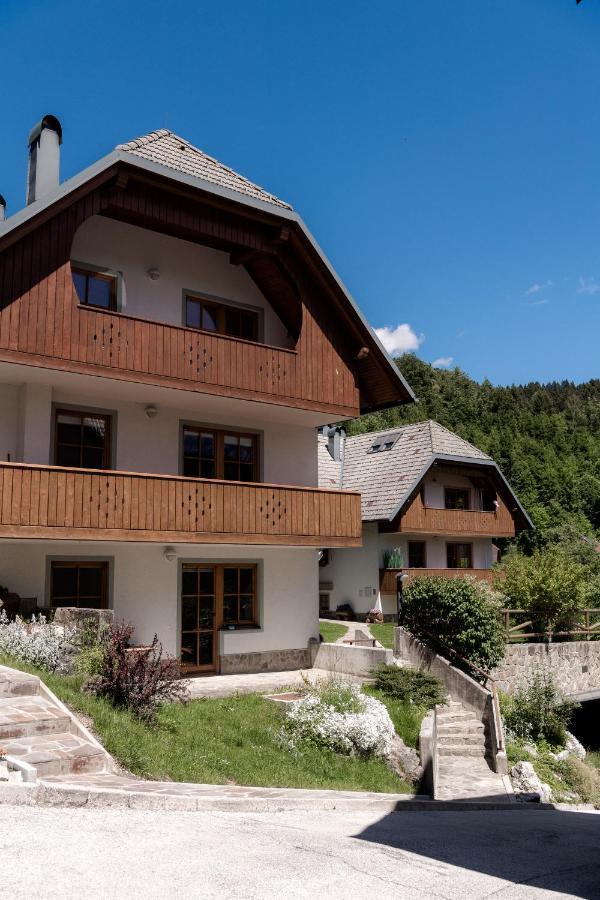 Tromeja Lägenhet Rateče Exteriör bild