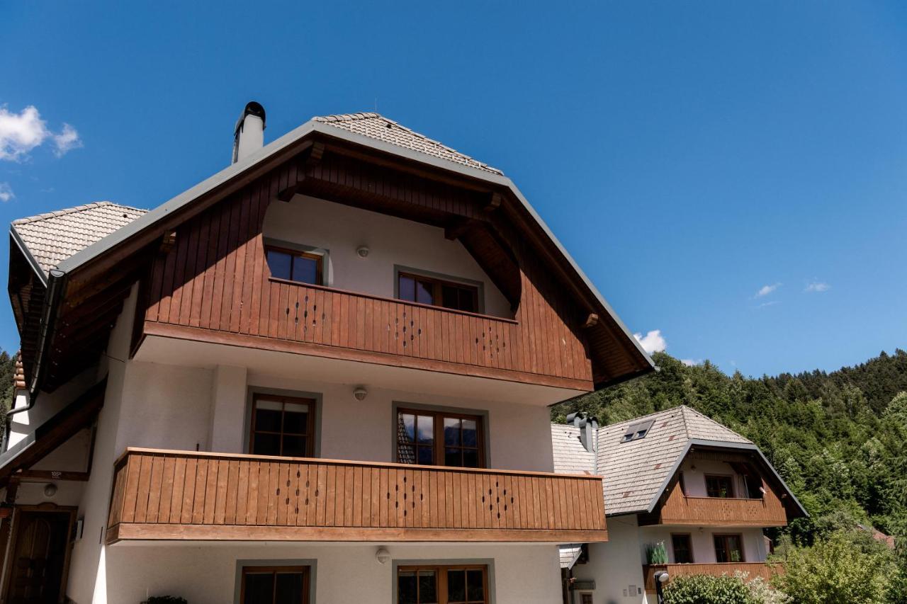 Tromeja Lägenhet Rateče Exteriör bild