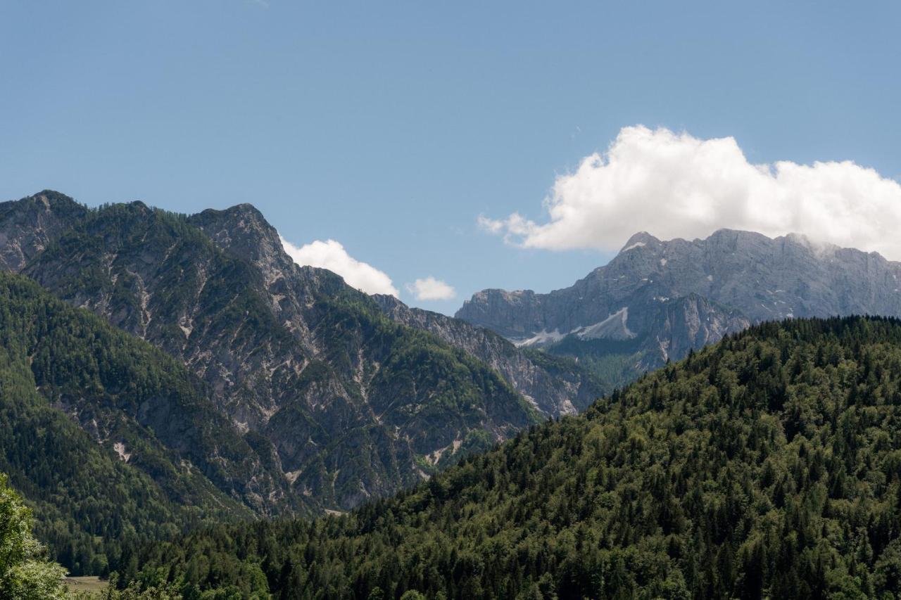 Tromeja Lägenhet Rateče Exteriör bild
